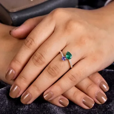 9Kt Gold Tanzanite Ring Lab Grown Diamond, Columbia Emerald 9Kt Gold Tanzanite Ring Lab Grown Diamond, Columbia Emerald