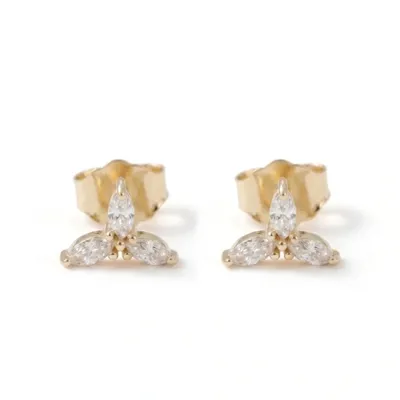 Certified 9Kt Yellow Gold Earrings with Lab Grown Diamond Certified 9Kt Yellow Gold Earrings with Lab Grown Diamond
