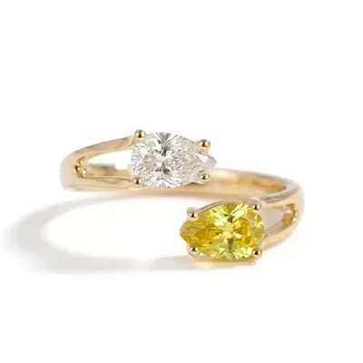 9Kt Yellow Gold Ring Lab Grown Diamond and Yellow Sapphire 9Kt Yellow Gold Ring Lab Grown Diamond and Yellow Sapphire