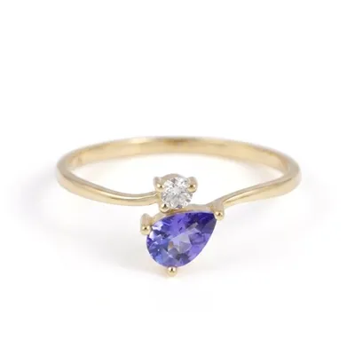 Handcrafted Lab Grown Diamond 9Kt Yellow Gold Ring Handcrafted Lab Grown Diamond 9Kt Yellow Gold Ring